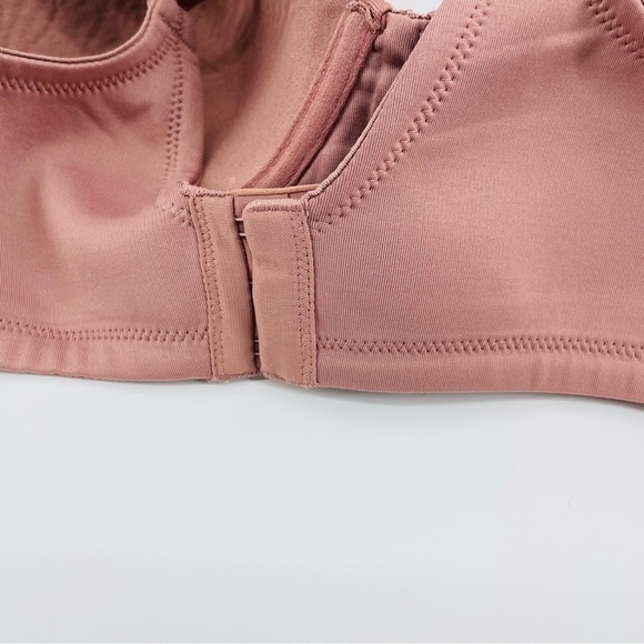 The Vanity Fair Beauty Back®‎ full figure underwire bra 76380 42C - Picture 5 of 8